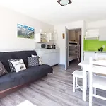 Confortable Pres De Lary Pour 6 Avec Parking - Fr-1-296-440 דירה סן-לארי-סולאן